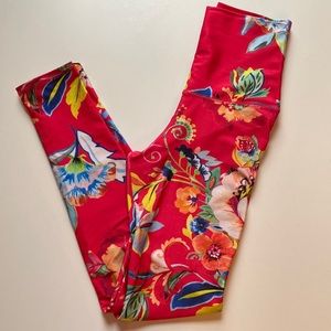 Emily Hsu Designs Red Floral 7/8 Leggings XS